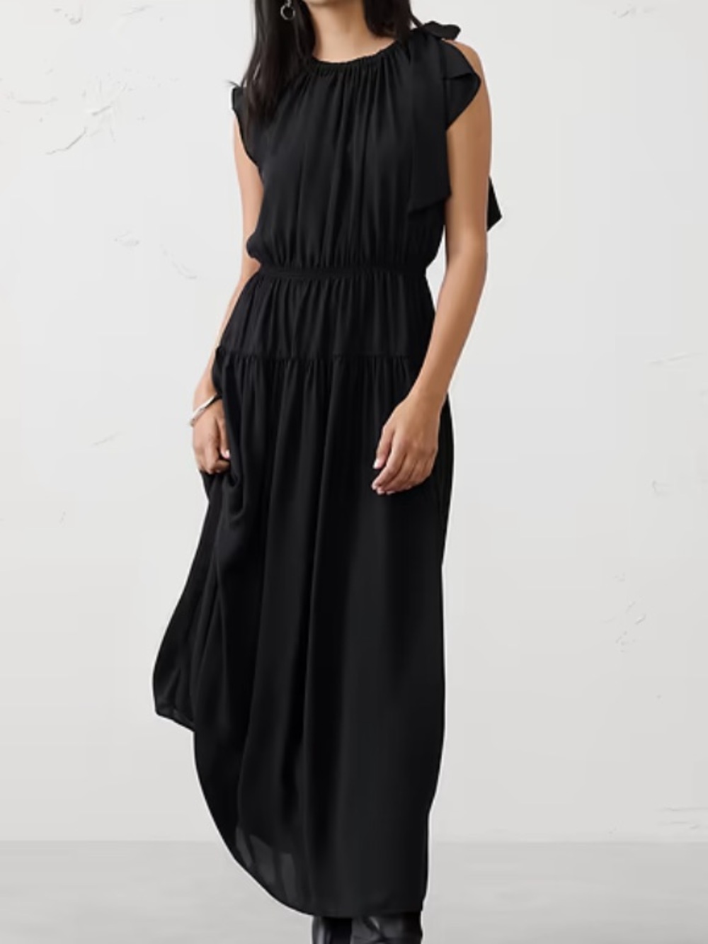 NWT Banana Republic Black Sleeveless shirred neckline Midi Dress. Petite Large.